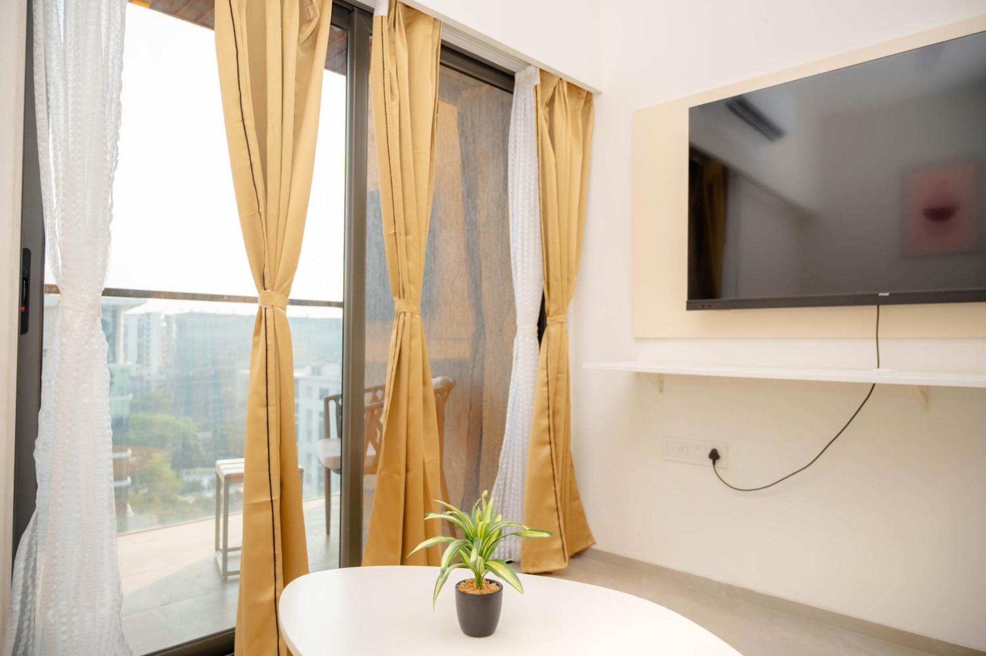 Z Bliss Suites, Bkc ムンバイ エクステリア 写真